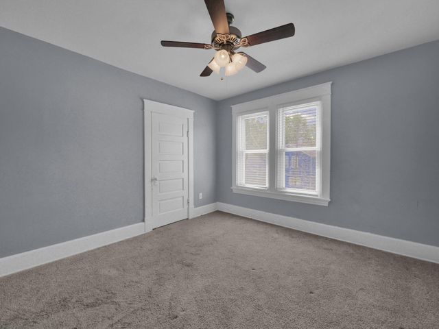 166 E 42nd Street, Latonia, KY 41015