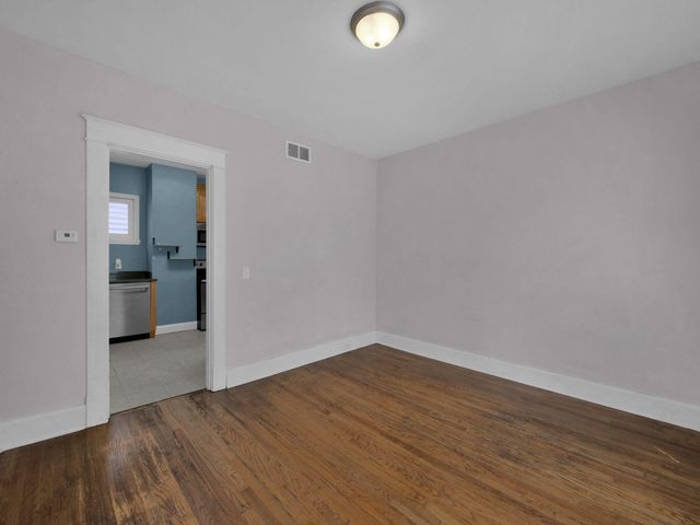 166 E 42nd Street, Latonia, KY 41015