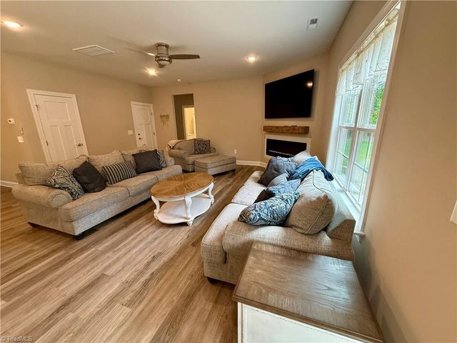 446 Bethesda Road, Lexington, NC 27295