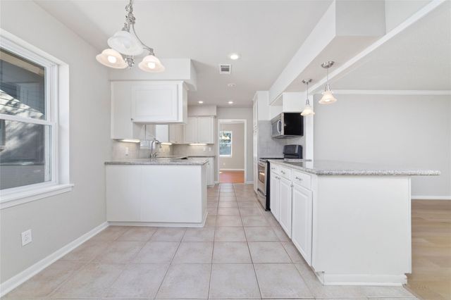 11426 Endicott Lane, Houston, TX 77035