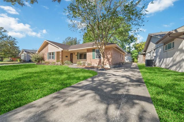 11426 Endicott Lane, Houston, TX 77035