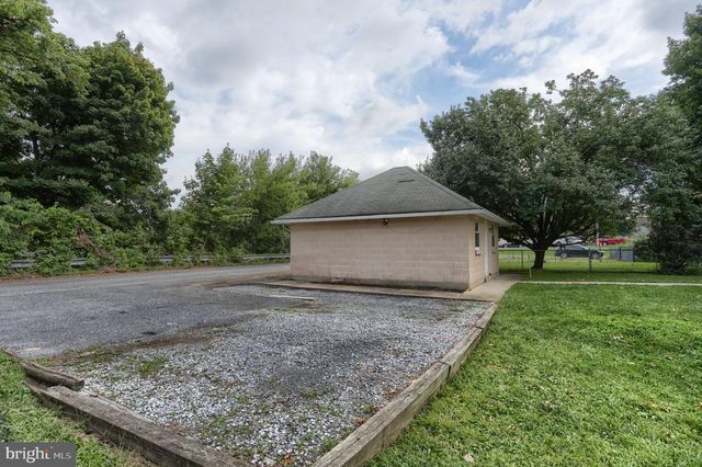 2881 HORSESHOE PIKE, Palmyra, PA 17078