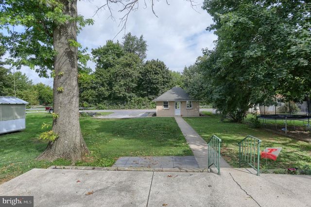 2881 HORSESHOE PIKE, Palmyra, PA 17078