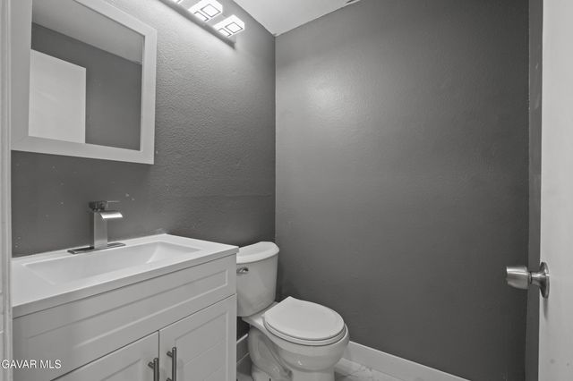 447 Magna Vista Court, Palmdale, CA 93551