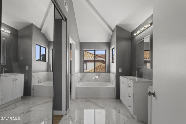 447 Magna Vista Court, Palmdale, CA 93551