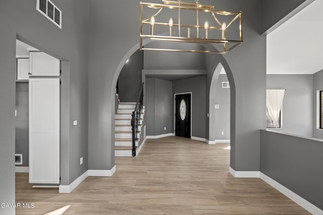 447 Magna Vista Court, Palmdale, CA 93551