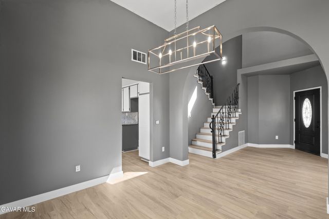 447 Magna Vista Court, Palmdale, CA 93551