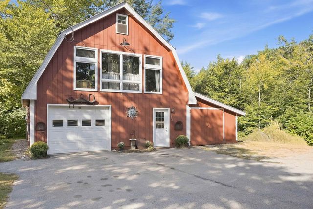 144 White Plains Road, Webster, NH 03303