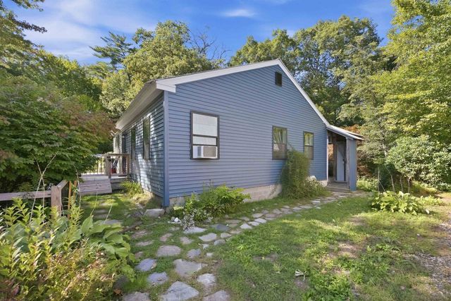 144 White Plains Road, Webster, NH 03303