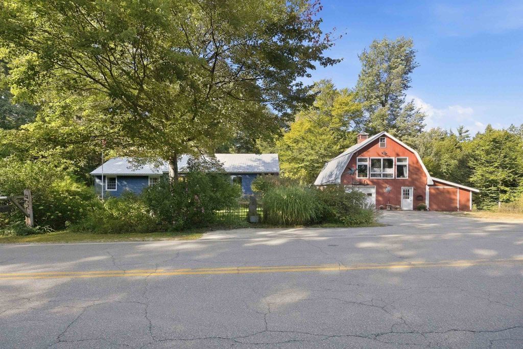 144 White Plains Road, Webster, NH 03303