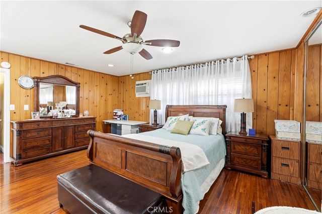 18149 Saticoy, Reseda, CA 91335