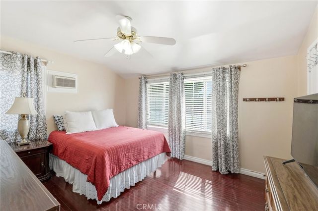 18149 Saticoy, Reseda, CA 91335