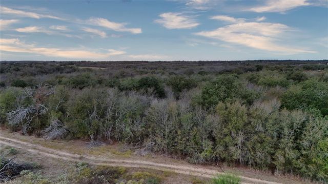 - Cr 218, Cameron, TX 76520