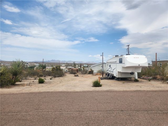 55 W Coral Isle Drive, Meadview, AZ 86444