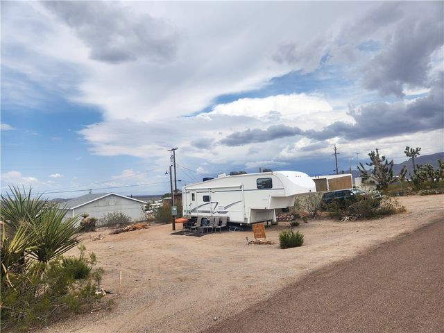 55 W Coral Isle Drive, Meadview, AZ 86444