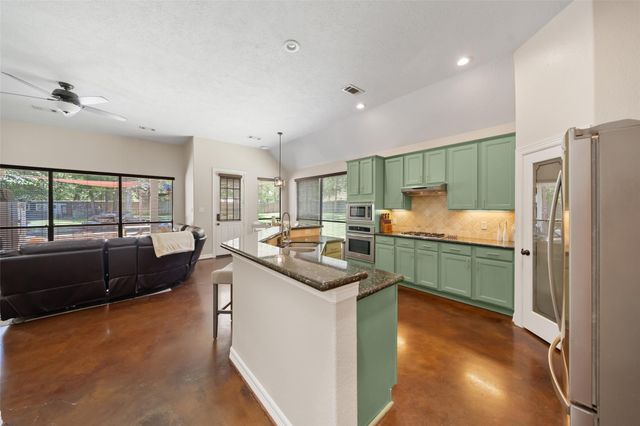 12300 Cedar Lane, Willis, TX 77378
