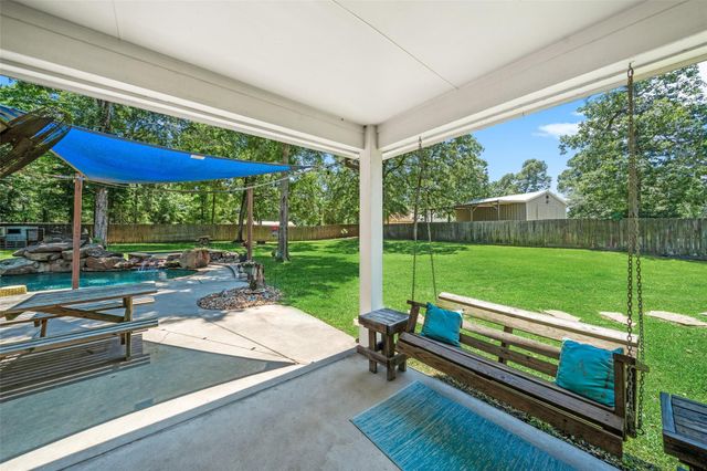 12300 Cedar Lane, Willis, TX 77378