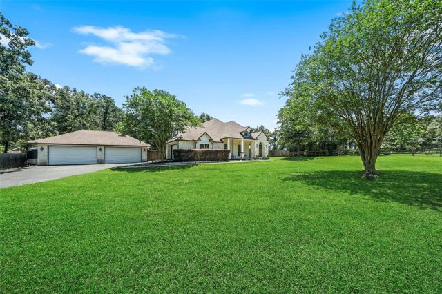 12300 Cedar Lane, Willis, TX 77378