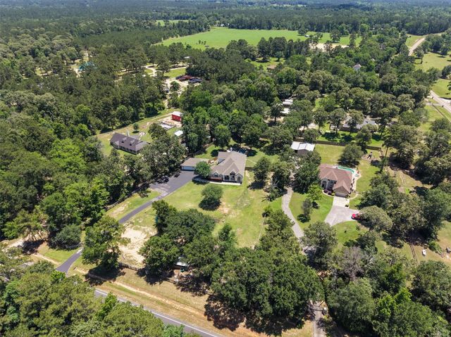 12300 Cedar Lane, Willis, TX 77378