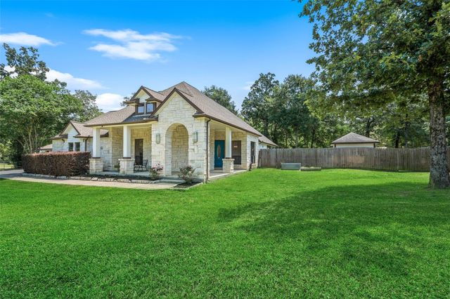 12300 Cedar Lane, Willis, TX 77378