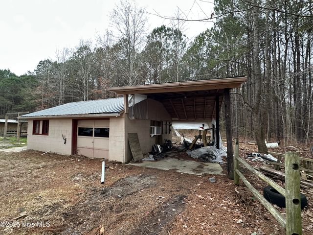 219 Old Us Highway 17, Windsor, NC 27983