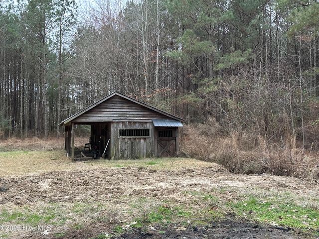 219 Old Us Highway 17, Windsor, NC 27983
