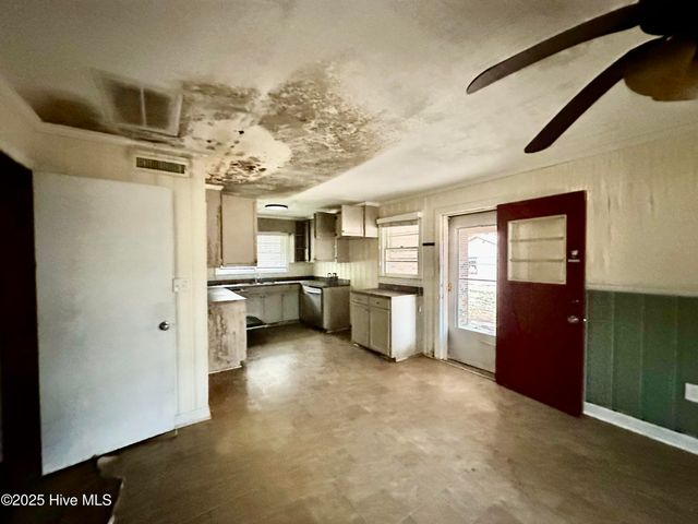 219 Old Us Highway 17, Windsor, NC 27983