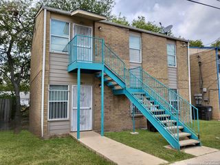 518 Briggs St Apt 201, San Antonio, TX 78211