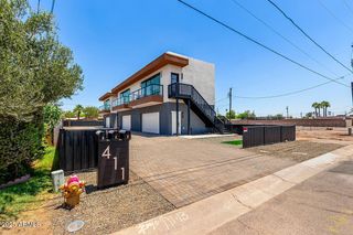 411 N 32ND Place, Phoenix, AZ 85008