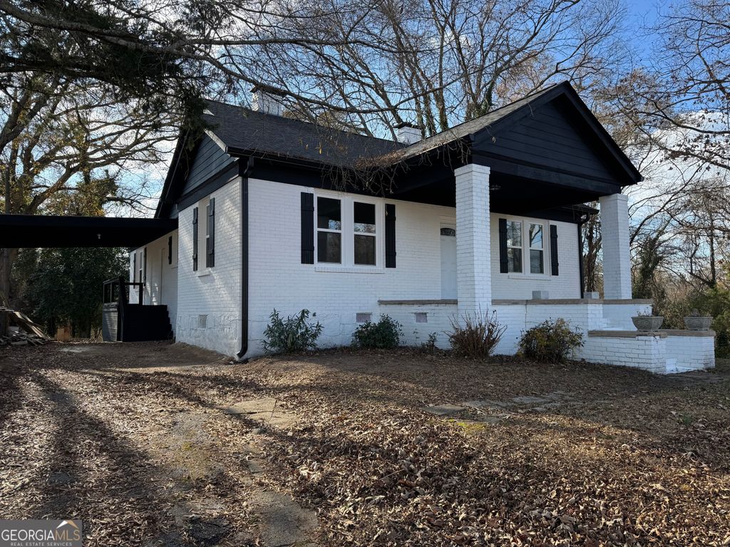 37 W Church Street, Elberton, GA 30635