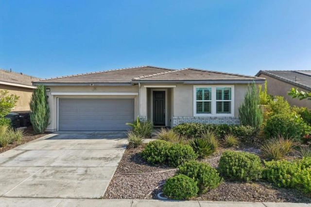 30548 Gardner Lane, Menifee, CA 92584