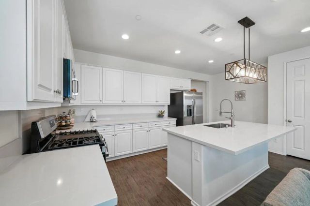 30548 Gardner Lane, Menifee, CA 92584