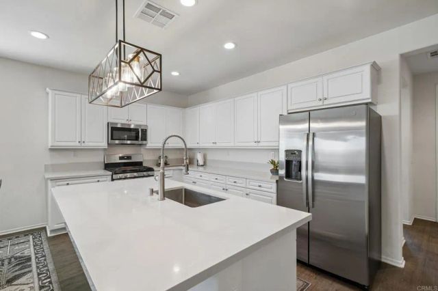 30548 Gardner Lane, Menifee, CA 92584