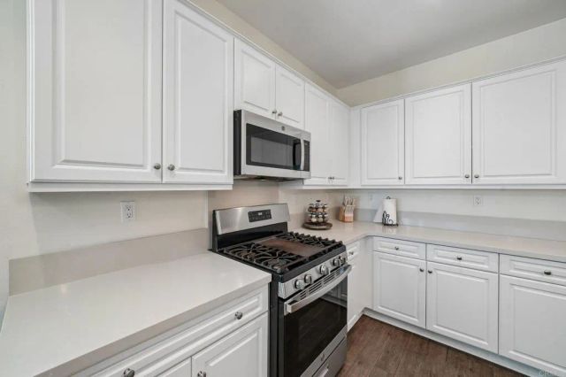 30548 Gardner Lane, Menifee, CA 92584