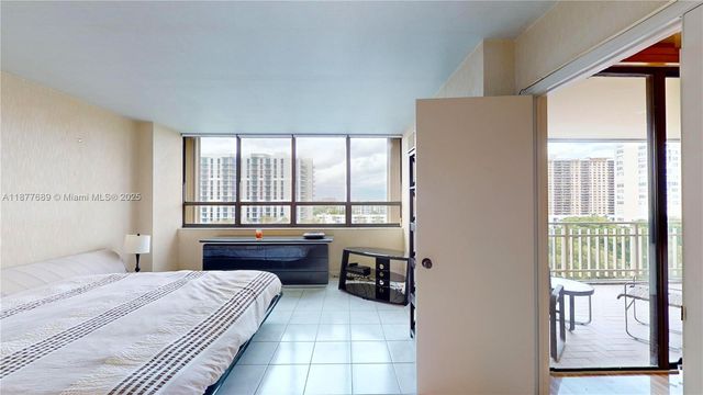 11113 Biscayne Blvd 756, Miami, FL 33181
