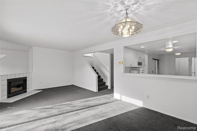5611 Drake Hollow Drive, West Bloomfield, MI 48322