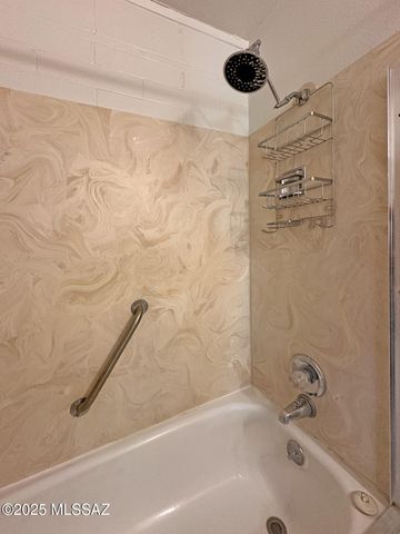 1776 S Palo Verde B202, Tucson, AZ 85713