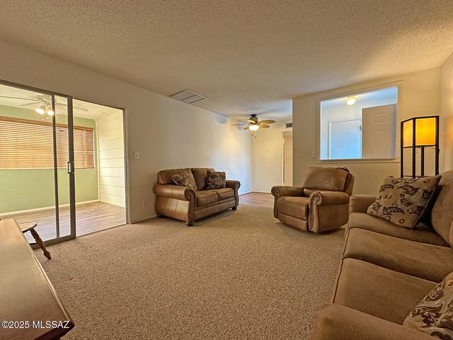1776 S Palo Verde B202, Tucson, AZ 85713