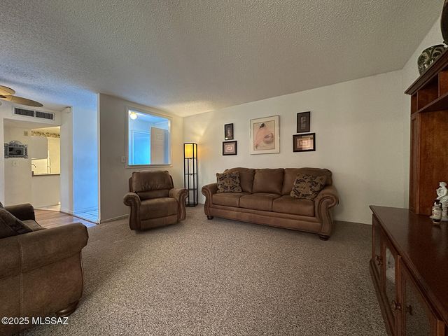 1776 S Palo Verde B202, Tucson, AZ 85713