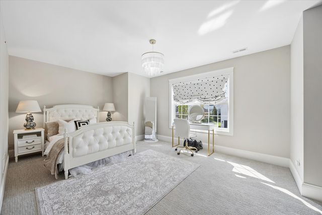 1102 White Pine Lane, Western Springs, IL 60558