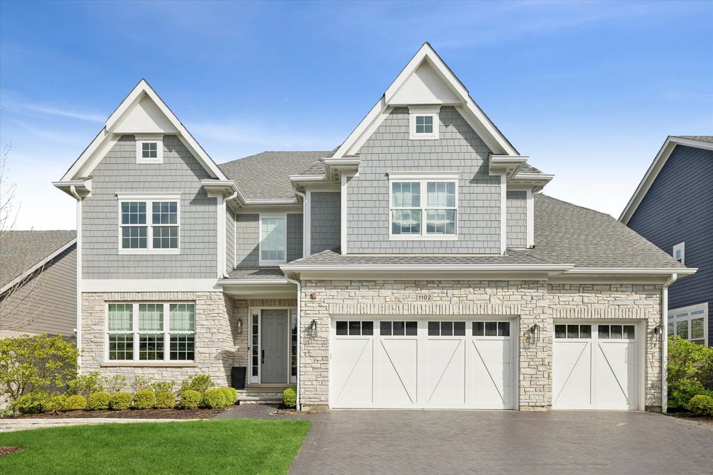 1102 White Pine Lane, Western Springs, IL 60558