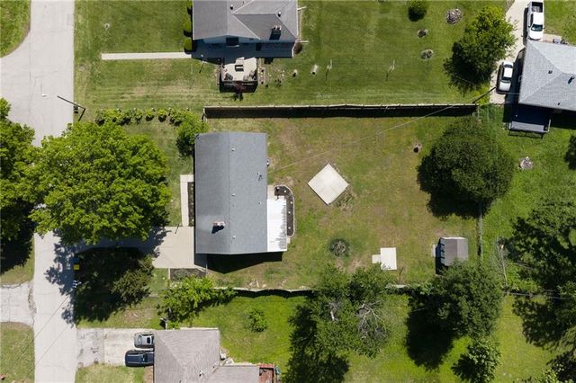 8415 Cleveland Avenue, Kansas City, KS 66109