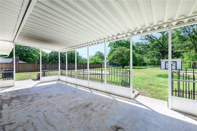 8415 Cleveland Avenue, Kansas City, KS 66109