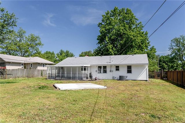 8415 Cleveland Avenue, Kansas City, KS 66109