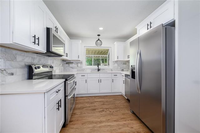 8415 Cleveland Avenue, Kansas City, KS 66109