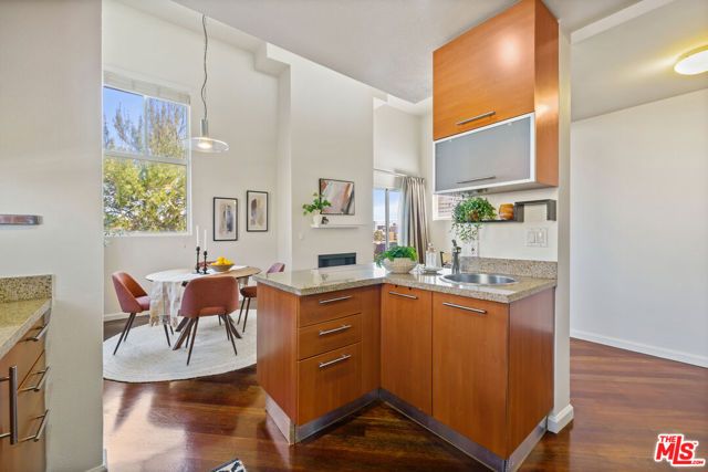 2045 Beloit Avenue 306, Los Angeles, CA 90025