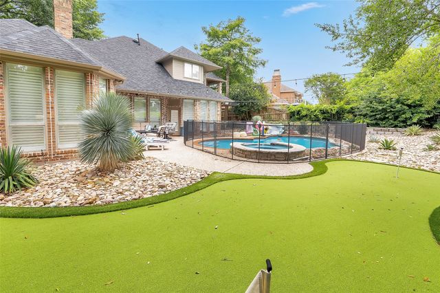 2304 Fairway Circle, Heath, TX 75032
