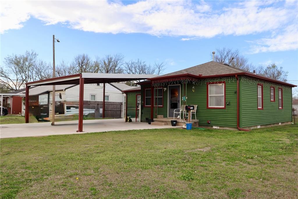 713 E PROCTOR Place, Midwest City, OK 73110