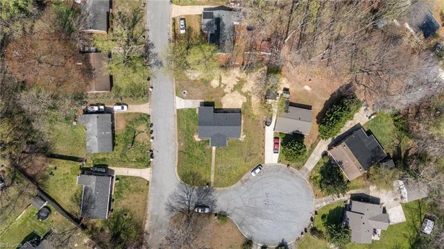 1 Godwin Court, Greensboro, NC 27405