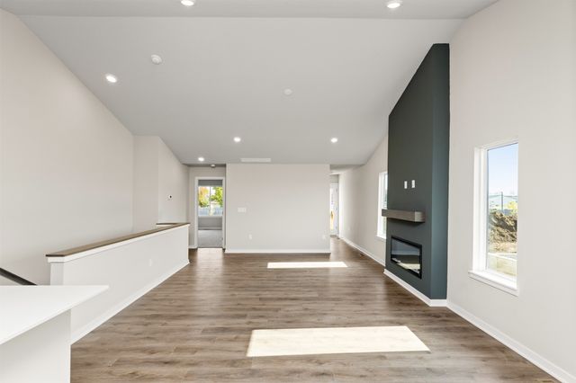 6537 NE 11th Court, Des Moines, IA 50313